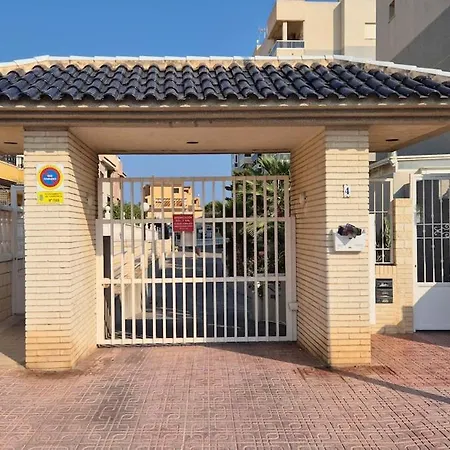 Feriefolelse Hver Dag Lägenhet Torrevieja